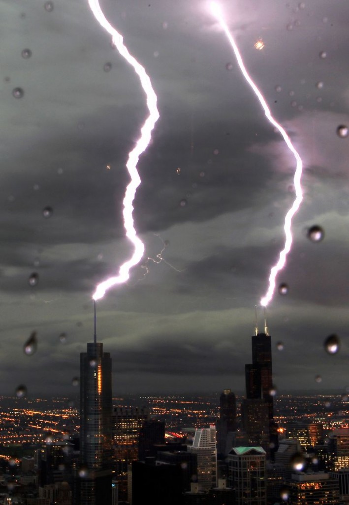 Images of lightning hitting both the Sears and Trump Towers simultaneously