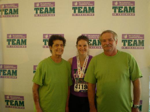 Traci with her parents, post Chicago Marathon 2010