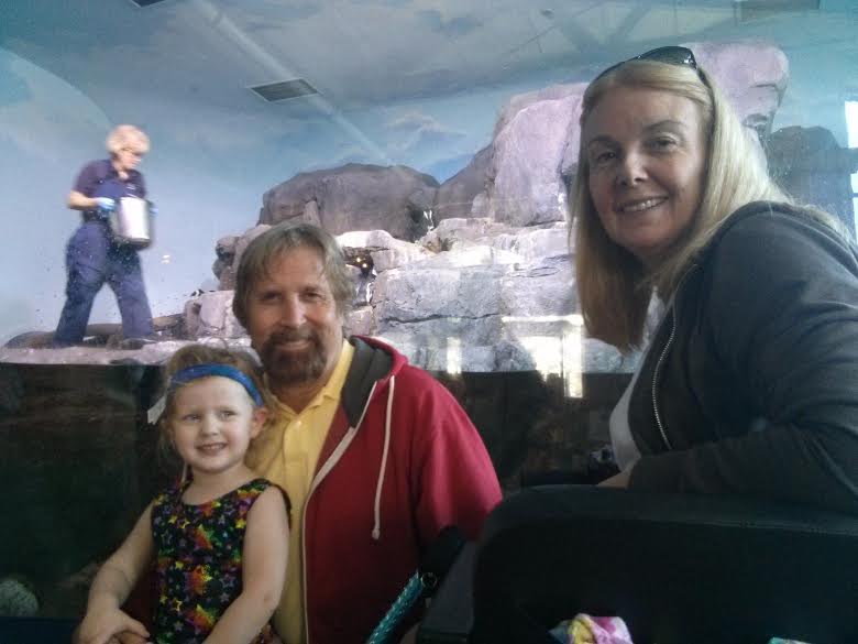 they rule. (also, don't mind the lady feeding the penguins).