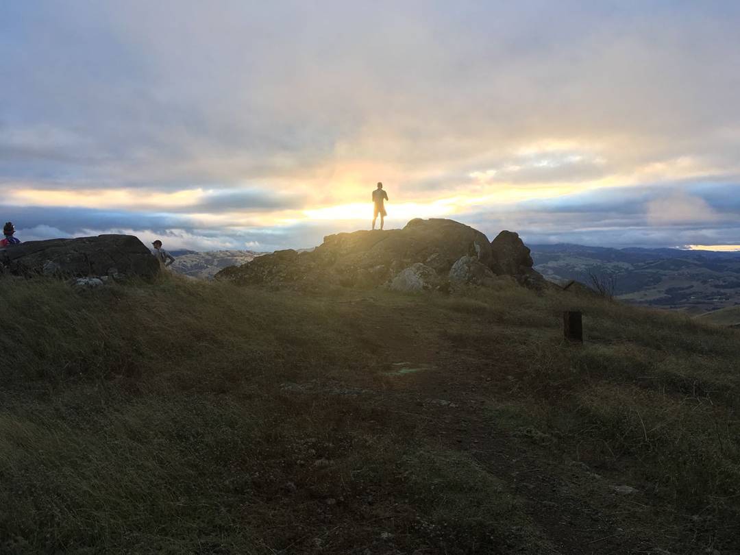 one last 12 miler up Monument Peak 8 days out from the race. see me? (PC: Saurabh)